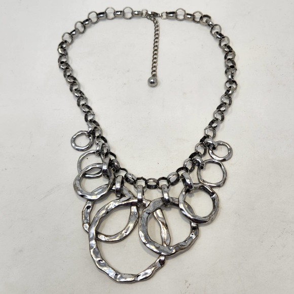 Silver Tone Chain Hammered Concentric Circles Necklace Fashion Jewelry Statement - Picture 3 of 5